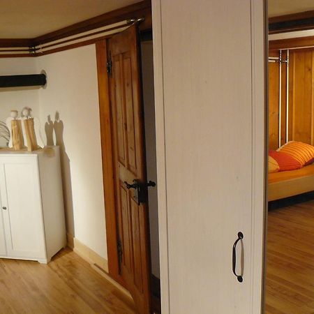 Apartment Lindi Lütschenthal Pokoj fotografie